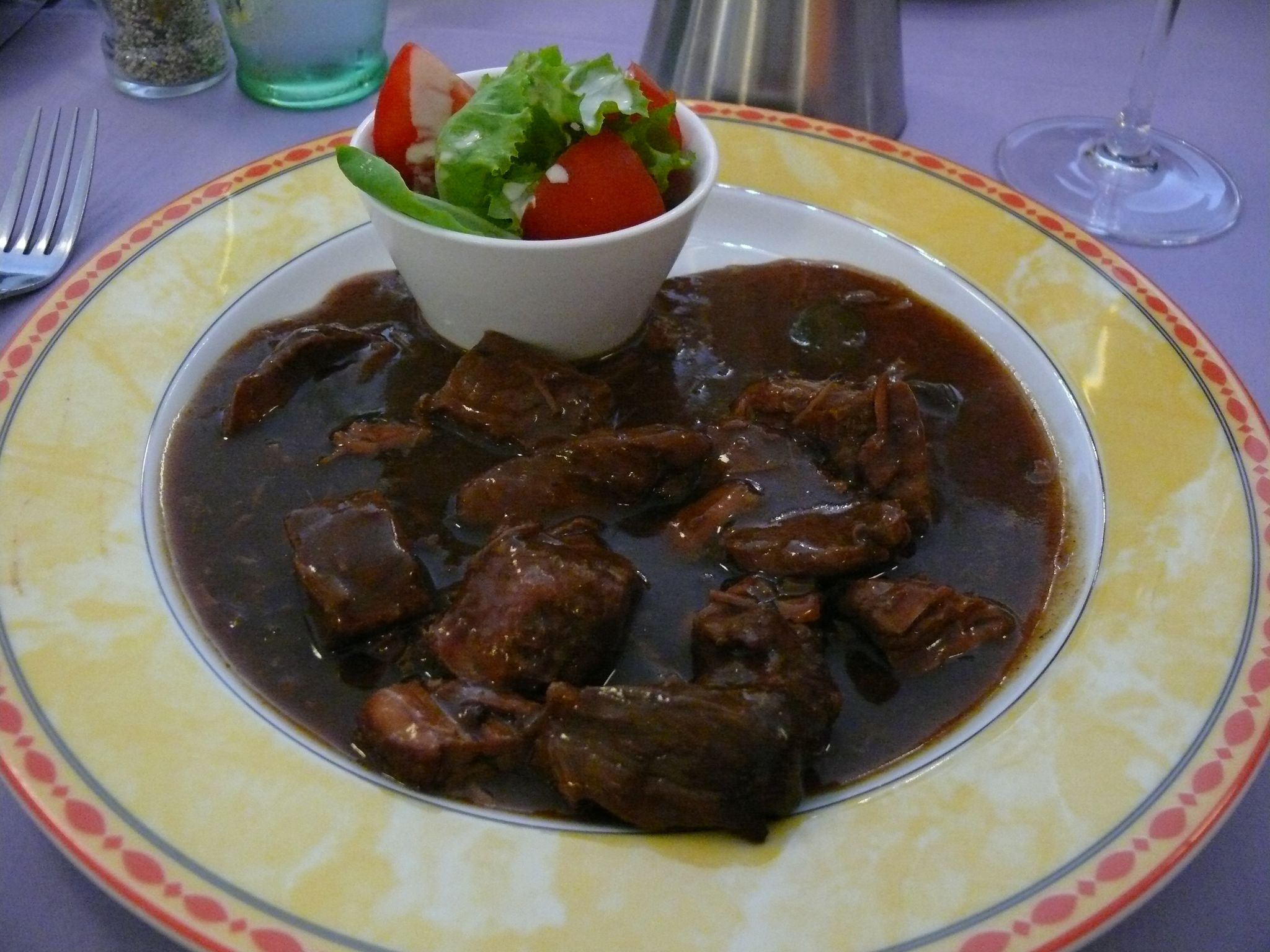 Gulasch mit Soße